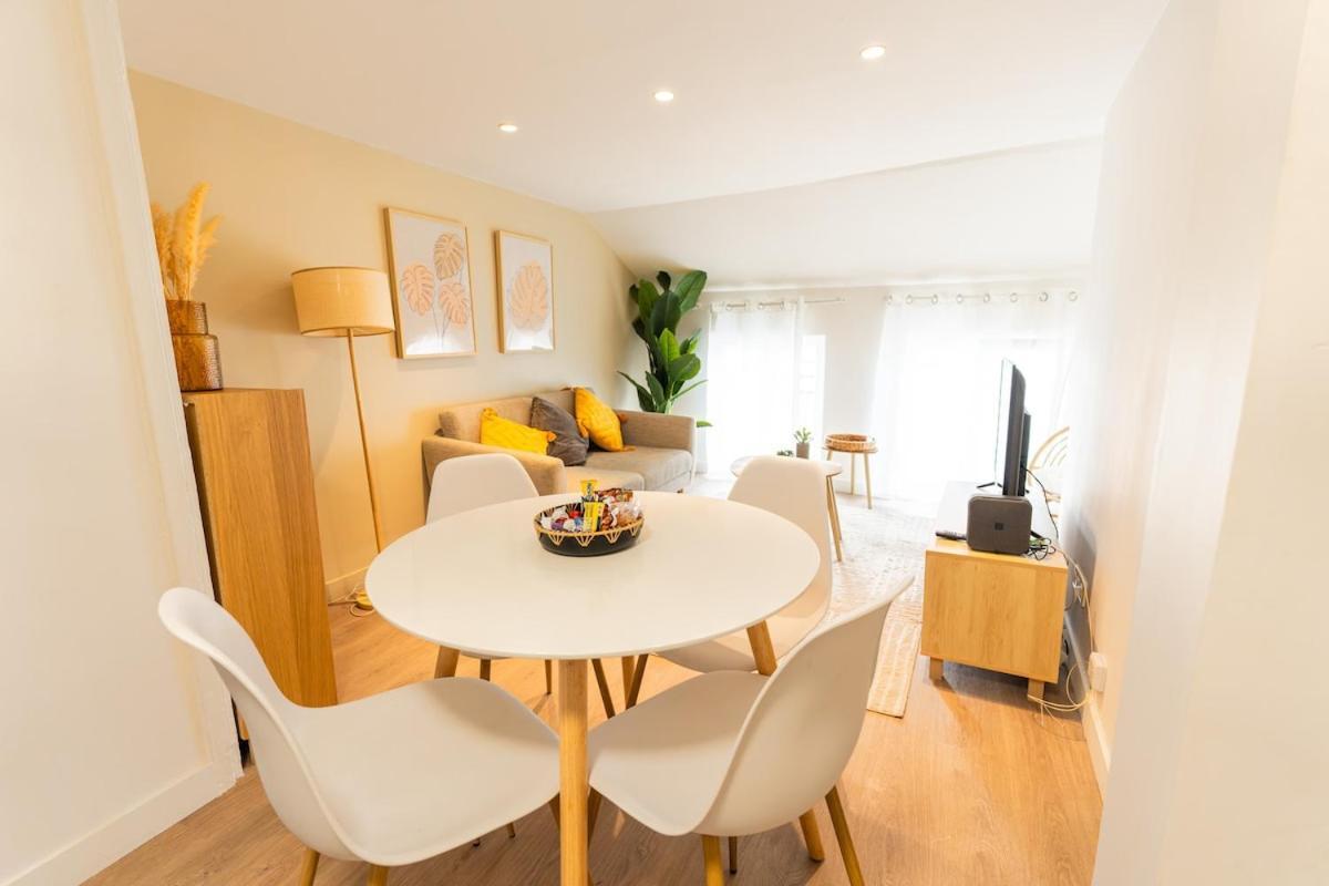 Duplex Confortable En Centre Avec 2 Chambres Châlons-en-Champagne Exteriér fotografie