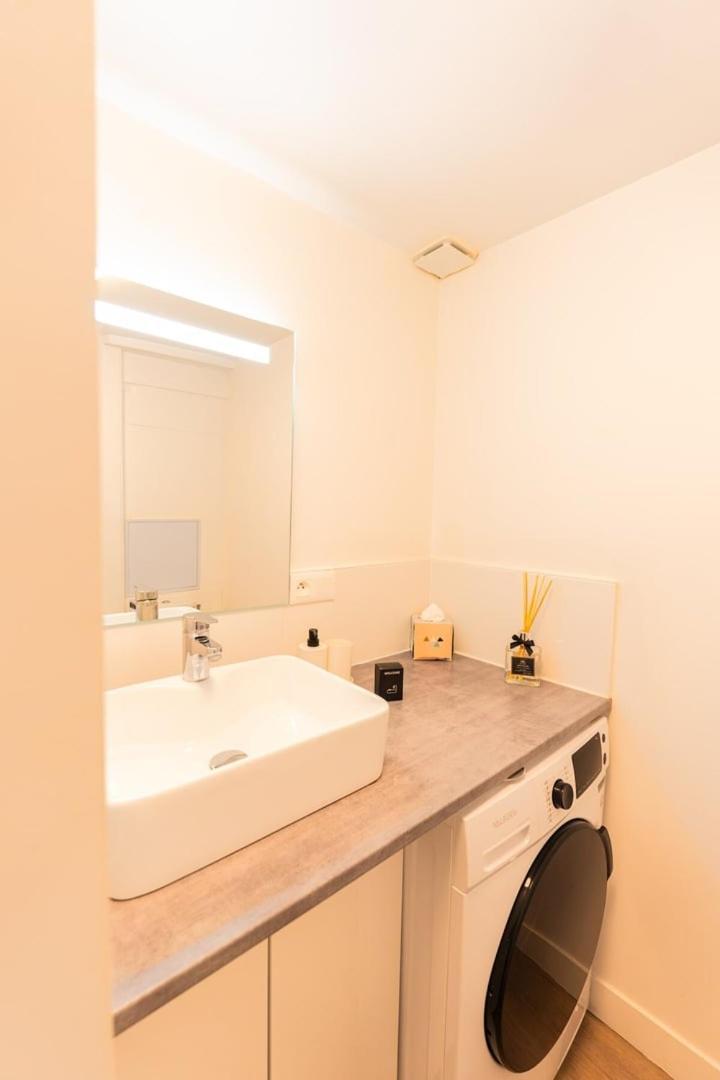 Duplex Confortable En Centre Avec 2 Chambres Châlons-en-Champagne Exteriér fotografie